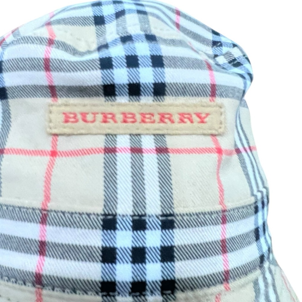 Burberry Hat Womens Small 22" Reversible Bucket Nova Check Plaid Y2K With Logo - Picture 10 of 10